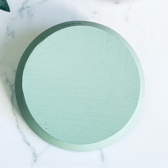 Incense Stick Holder Cottage in the Woods Snowy Resin Figure Statue Miniature - Picture 6 of 11